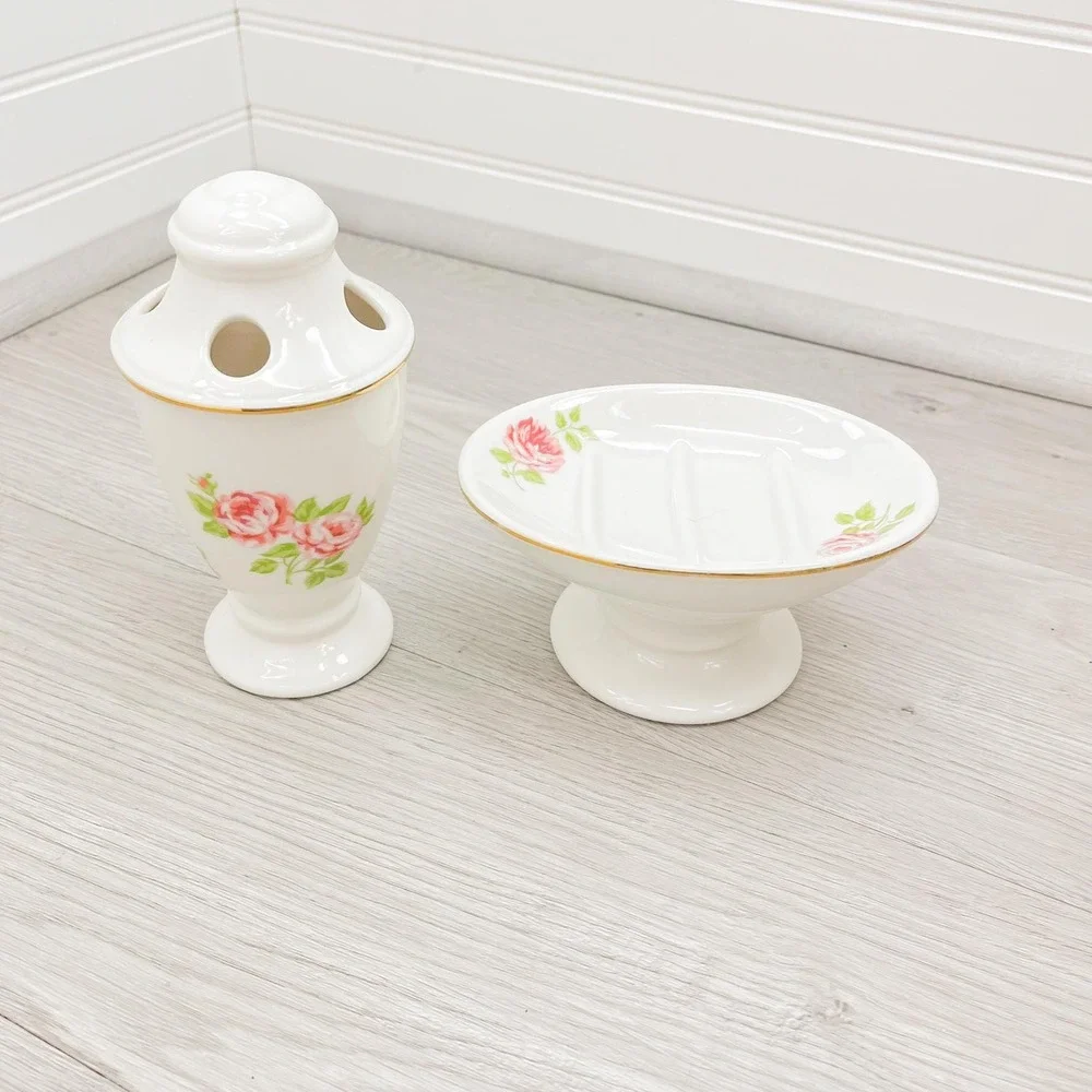 Vintage Floral Ceramic Bathroom Set: Soap Dish‎ & Toothbrush Holder